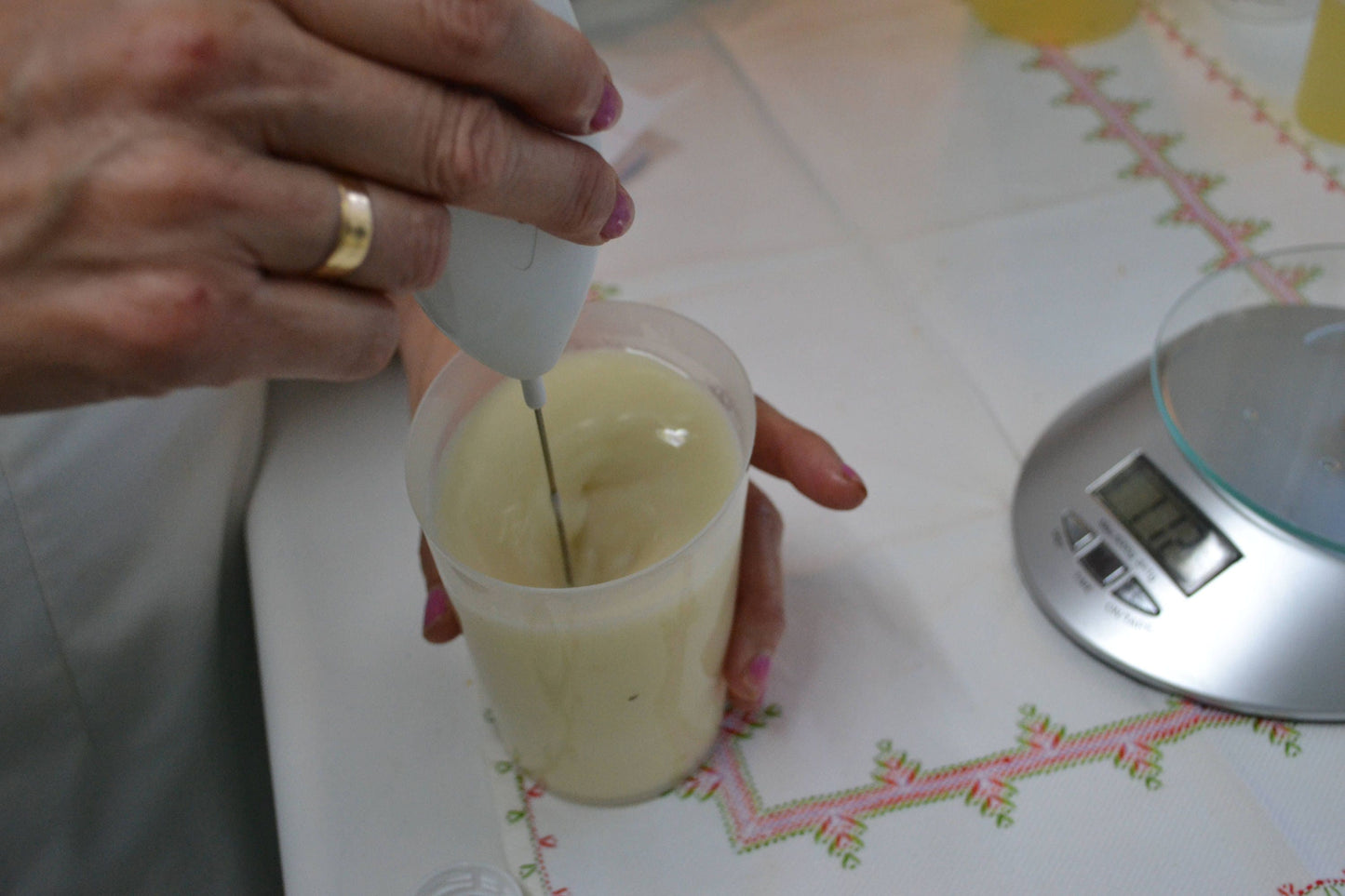 Crema Reparadora - Piel Seca y Sensible, Crema de Caléndula, Crema Facial, pieles sensibles y atópicas dermatitis, rosácea, ezcemas, muy hidratante y nutritiva.