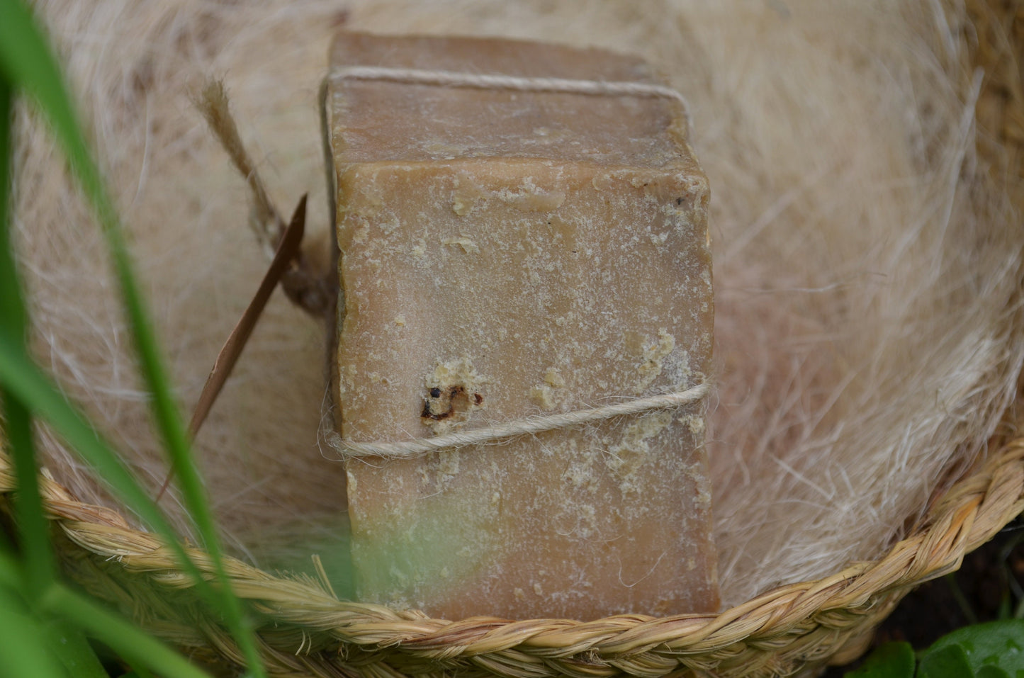 Aleppo Soap - authentic and handmade, natural soap made by hand with traditional techniques 20% Laurel Oil, imported from Syria